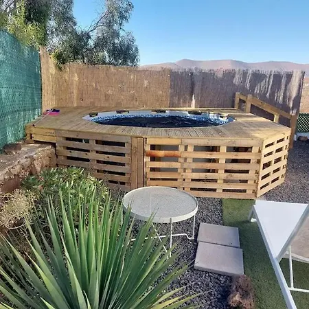 Siempre Feliz La Casita Molinos 木屋